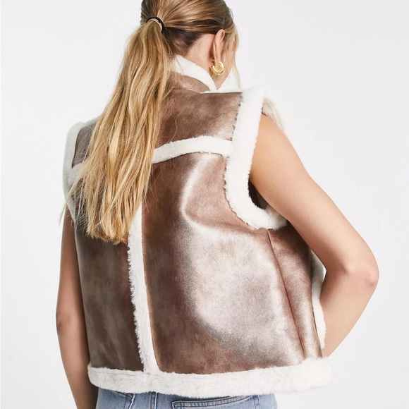 French Connection cropped vest in bronze with faux fur trim - Picture 3 of 9